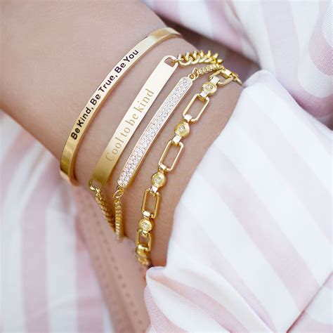 bracelets|stylish bracelets for women.